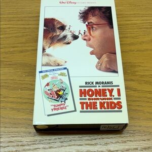 Disney Honey, I Shrunk the Kids VHS - White & Red Artwork
